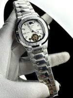 Patek Philippe Nautilus automatic watch - Image 2